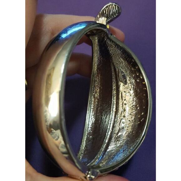 Chunky Large Leaf Shaped Hinged Bracelet, Silver Tone & Clear Glass Rhinestones - Picture 11 of 15